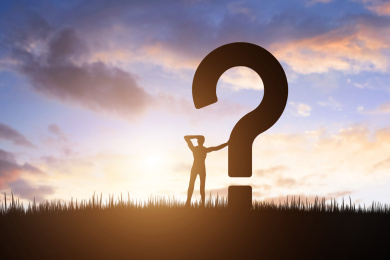 剪影人正在思考表示问号疑问