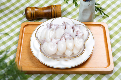 海鲜美味食材小墨鱼仔