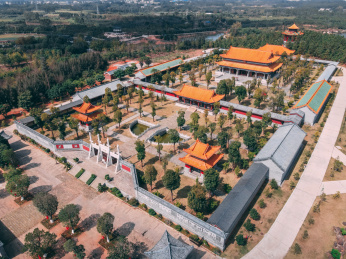 中国广东湛江遂溪孔子庙全貌