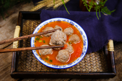 美味家常菜番茄烩牛肉丸