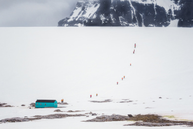 南极阿根廷科考站徒步登山