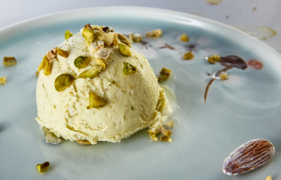 杏仁奶油冰淇淋球