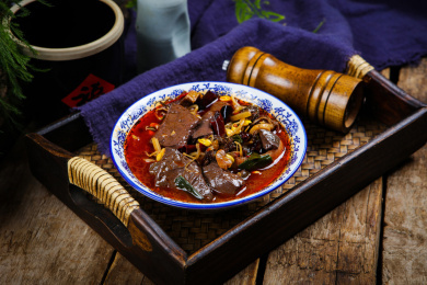 中餐特色美食鸭血毛肚麻辣烫