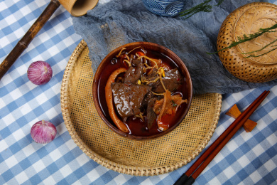 川味特色美食毛血旺冒菜
