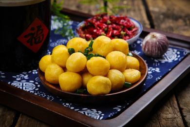 酥香美味的油炸小土豆