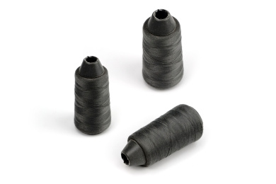 缝纫机或者手工服装用的尼龙线线团空白背景