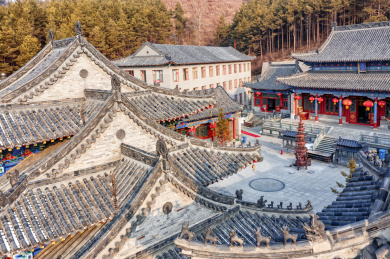 冬天吉林市朱雀山五龙宫