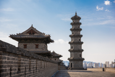 中国山西大同古城墙雁塔