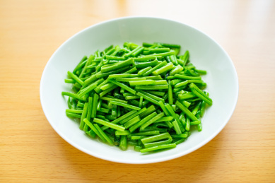 中餐家常菜一碟炒红薯茎