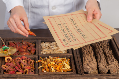 中医在配置中药材