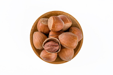 坚果干果带壳榛子特写