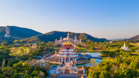 航拍江苏省无锡市滨湖区灵山大佛