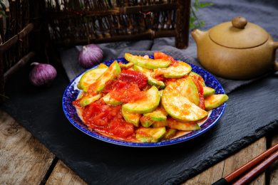 菜肴美食西红柿炒云南小瓜