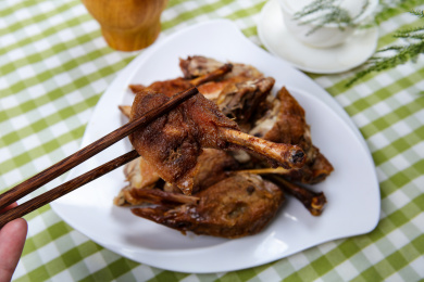 美味好吃的脆皮飘香鸭