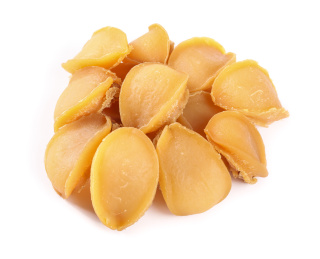 白底上放着一堆淡晒鲍鱼干