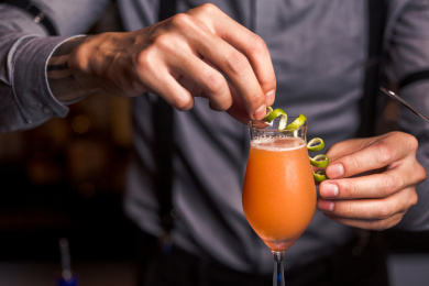 鸡尾酒调酒过程