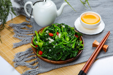 家常菜炒时蔬菠菜