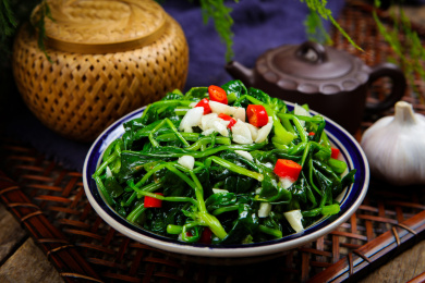 家常菜炒时蔬菠菜