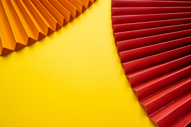 时尚纸扇炫彩海报背景    