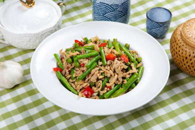 家常菜美食豇豆炒肉丝