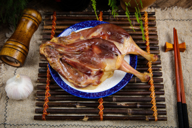 年货特产美食腊味咸鸭腿