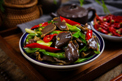 中餐特色美食爆炒鸡胗