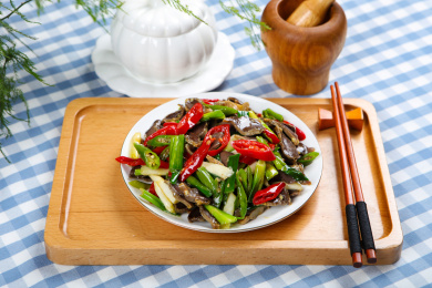 中餐特色美食爆炒鸡胗