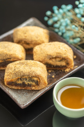 驴打滚特写黑色背景