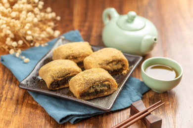 驴打滚特写木桌面背景