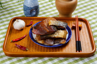 腊味特产美食烟熏鱼块