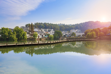 建德三都九姓渔村建筑风光