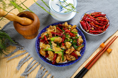 海产特色美食小吃炒鱼鳔