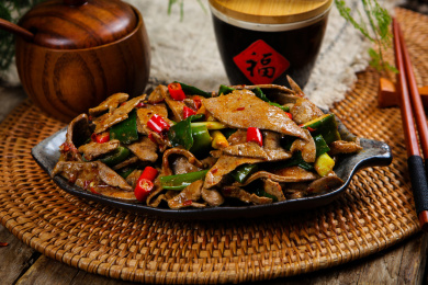 美味特色菜爆炒猪肝