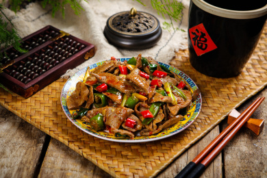 中餐特色菜肴美食小炒猪肝尖