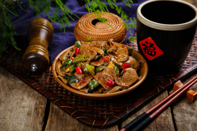 中餐特色菜肴美食小炒猪肝尖