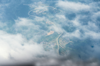 万米高空之上航拍贵州黔东南田园风光