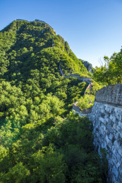北京箭扣长城之单边墙城墙远景图