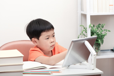 在学习中的学前儿童