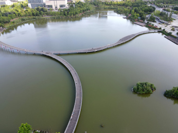 贵州省遵义市天鹅湖公园
