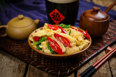 外卖美食菜肴青椒炒支竹