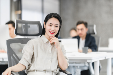 办公室商务东方人像