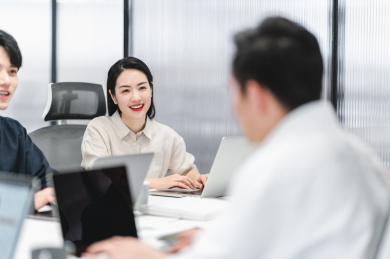 办公室商务东方人像