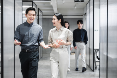 办公室商务东方人像