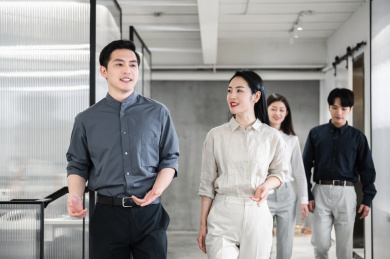 办公室商务东方人像