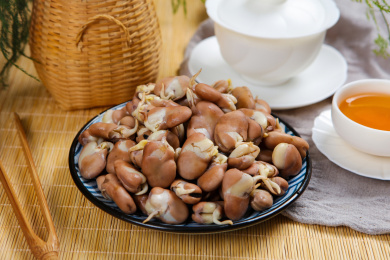 端午节传统美食小吃煮发芽蚕豆