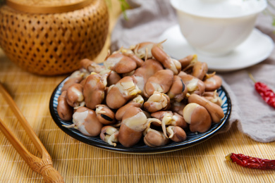 传统地方小吃水煮蚕豆