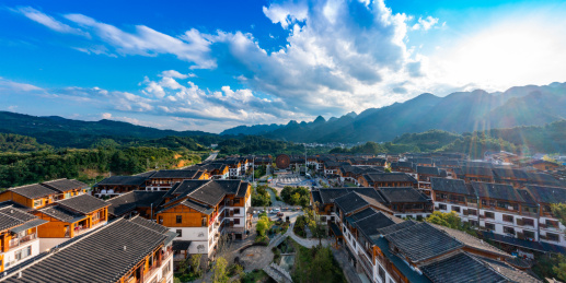 中国贵州省荔波县小七孔景区孟柳风情小镇