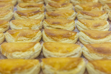 烘焙店里的蝴蝶酥