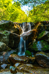 浙江宁波余姚白水冲瀑布