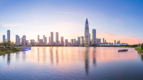 深圳后海人才公园黄昏时分风光